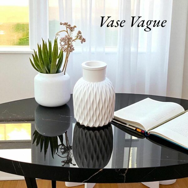Vase Vague - Sophistiqué et Ondulation