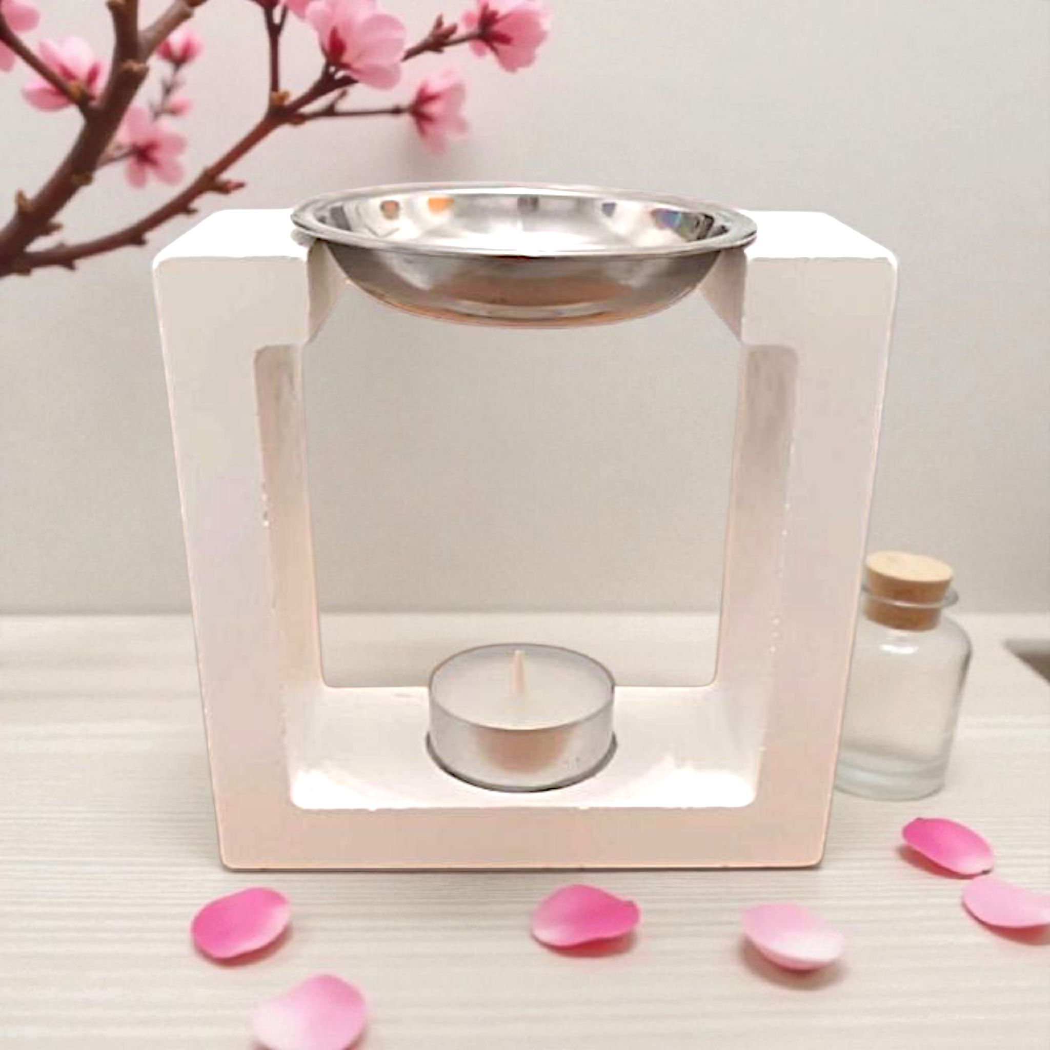 Aura – Brûle-Parfum Design en Plâtre et Métal | Élégance & Sérénité