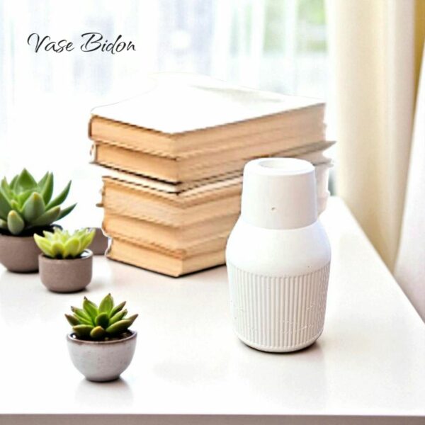 Vase Bidon - Elégance et Minimalisme