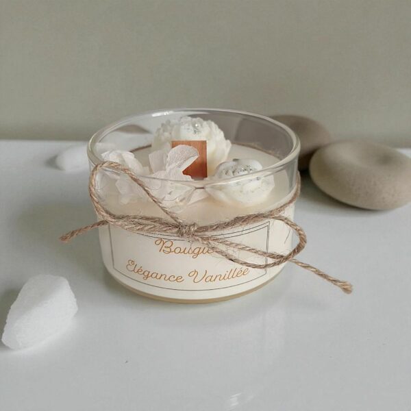 Bougie “Élégance Vanillée” – Roses en cire & mèche en bois, parfum de Grasse