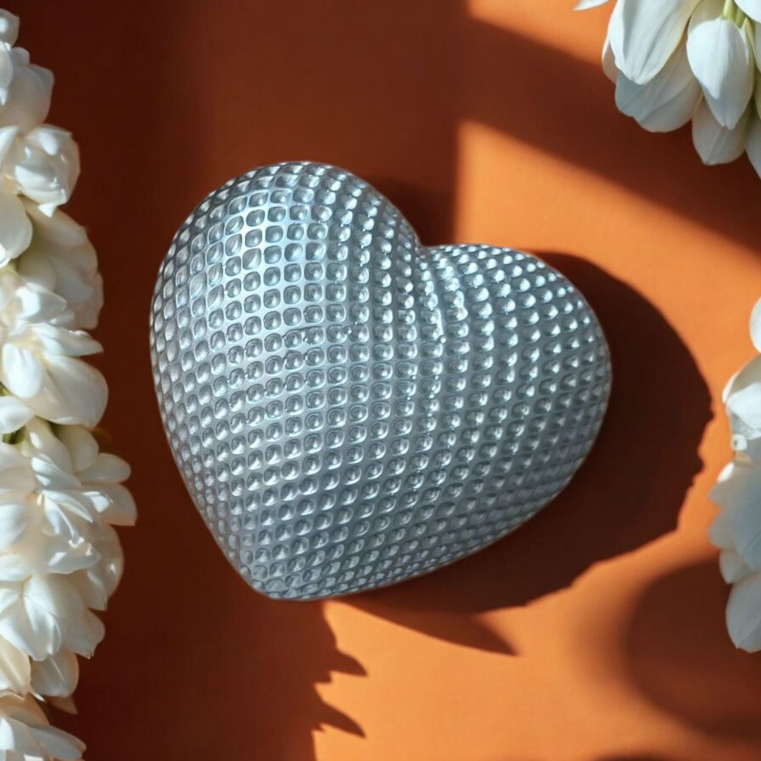 coeur en plâtre - finition argent