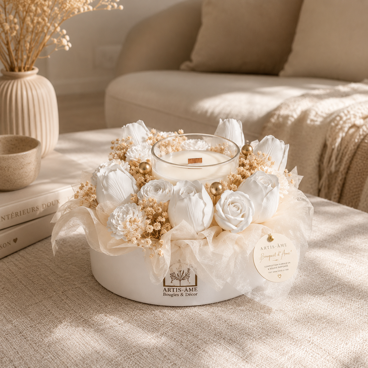 Bouquet d'Âme, composition florale en plâtre avec bougie parfumée rechargeable 120 g en décoration intérieure